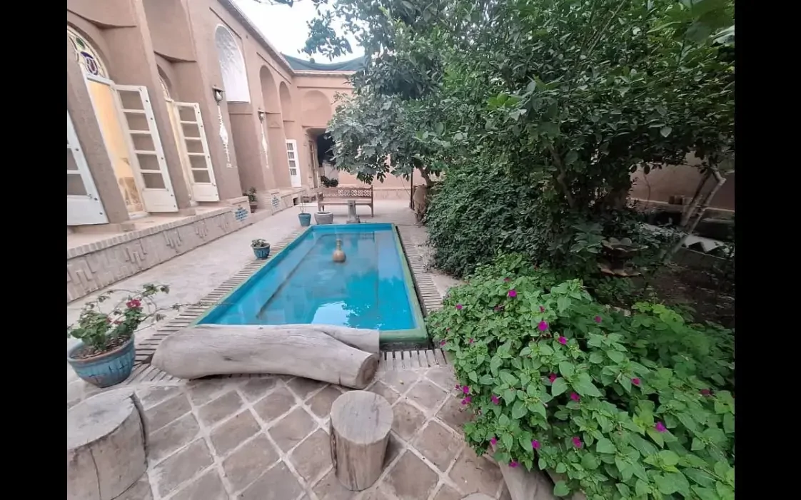 عمارت بانو
